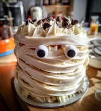 Chocolate Chip Mummy Cake